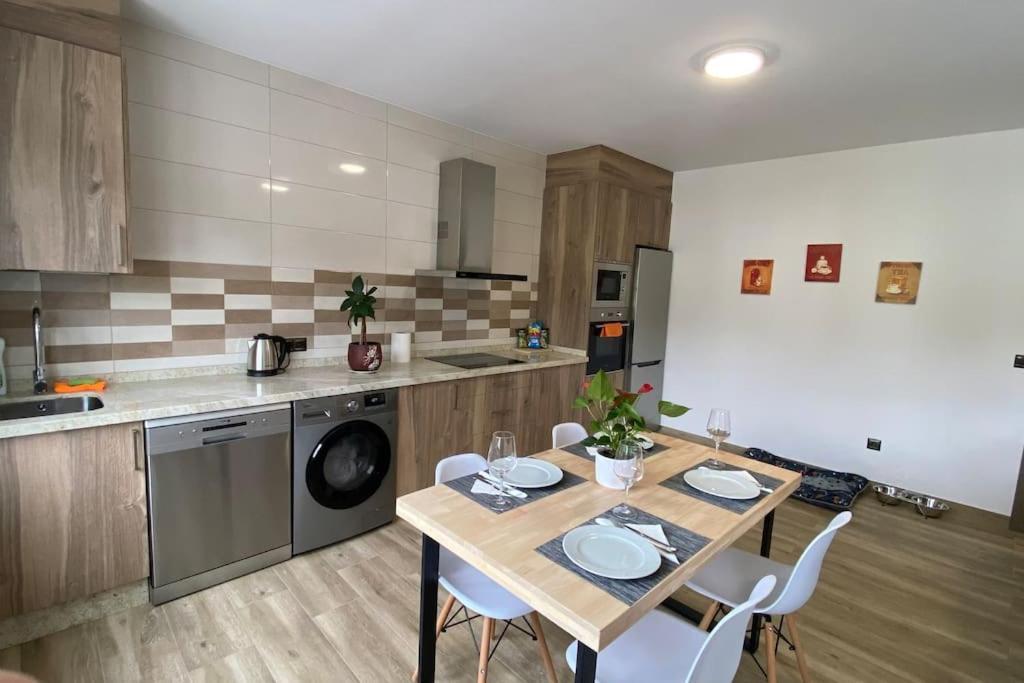 Casa De Pili Apartment A Coruna Bagian luar foto